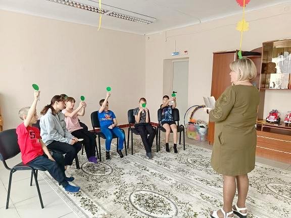 В социальном приюте для детей и подростков города Троицка прошло развлечение «Если вдруг возник пожар …»