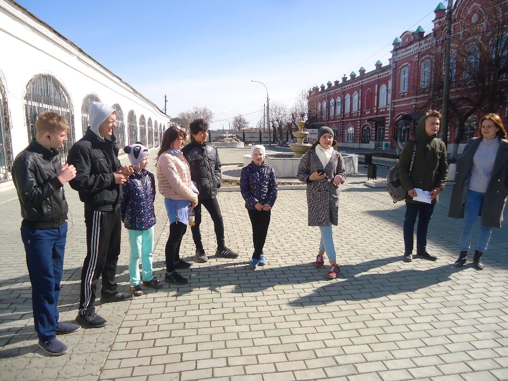 Воспитанники социального приюта для детей и подростков города Троицка побывали на экскурсии по родному городу