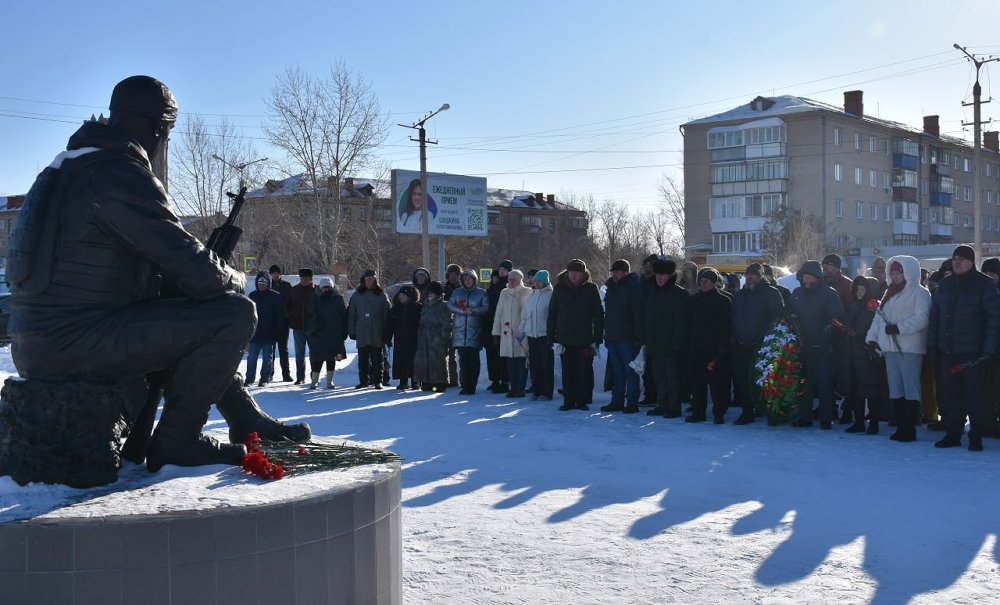 В Троицке прошли мероприятия, посвященные 35-й годовщине вывода советских войск из Афганистана