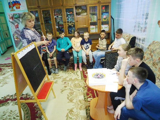 В социальном приюте для детей и подростков города Троицка провели интеллектуальную игру «Поле чудес»