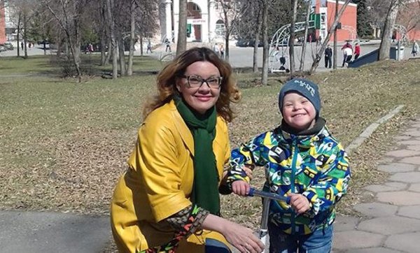 Откровения мамы особого ребенка: «Родители с такими детьми еще недавно просто закрывались дома, а гулять выходили, когда соседи спали»