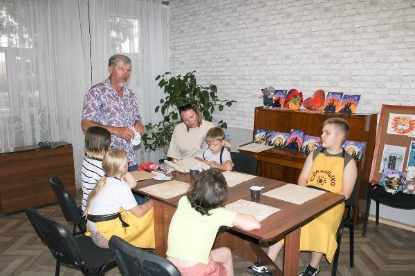 «Знакомлюсь, пробую, выбираю»