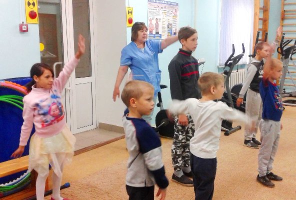 При отделении дневного пребывания Комплексного центра г. Троицка организована профильная смена для детей из семей, состоящих на учете в отделении помощи семье и детям