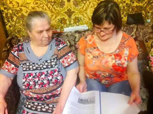 Социальные работники Комплексного центра города Троицка продолжают проводить виртуальные экскурсии для пожилых граждан