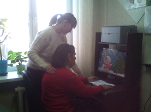 В МБУ «Комплексный центр» продолжаются занятия по обучению пожилых людей компьютерной грамотности
