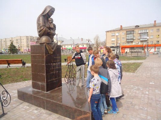 В социальном приюте для детей и подростков города Троицка провели цикл мероприятий, приуроченных к празднику Победы