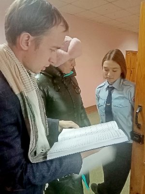 Специалисты Службы постинтернатного сопровождения центра помощи детям города Троицка провели профилактический рейд в студенческое общежитие