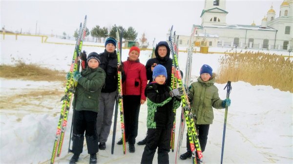 Воспитанники центра помощи детям города Троицка провели активные выходные