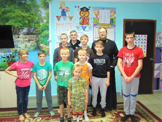 В социальном приюте для детей и подростков города Троицка провели час делового разговора