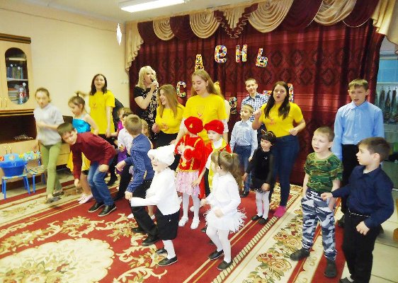 «Студенческая дивная, веселая пора!»