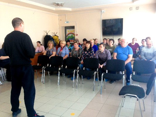 На базе центра помощи детям города Троицка состоялось очередное заседание Клуба приемных родителей