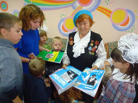 С любовью к бабушке