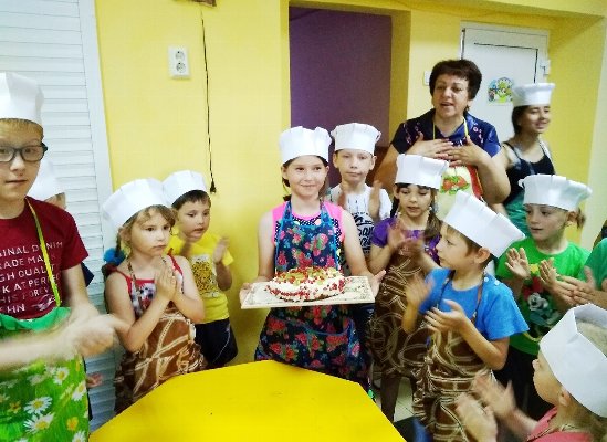 В МКУ «Центр помощи детям» города Троицка прошел тематический день, посвященный кулинарной квест-игре «Рататуй»