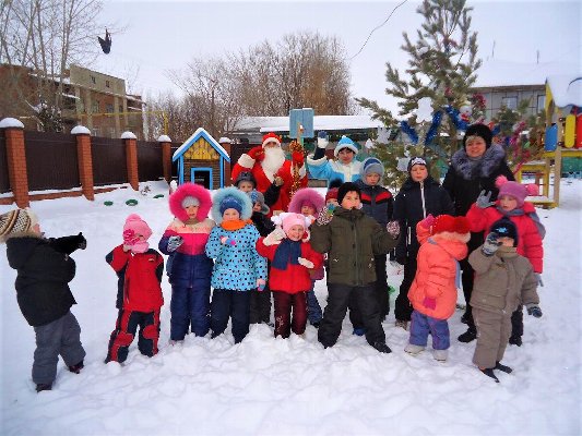 Новогодние каникулы – самое весёлое время в году.