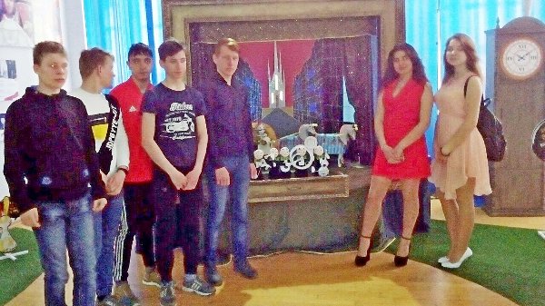 Воспитанникам центра помощи детям города Троицка представилась возможность прикоснуться к прекрасному - миру театра