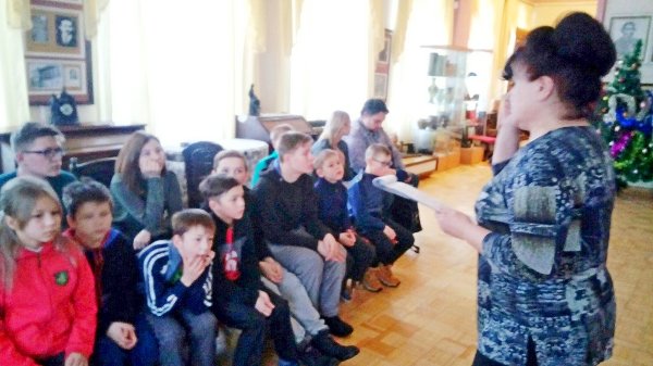 В центре помощи детям города Троицка прошел цикл мероприятий, посвященных 75-летию Дня полного освобождения Ленинграда от фашисткой блокады