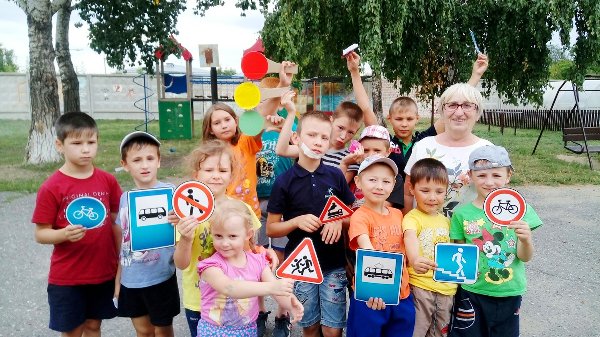 В МКУ «Центр помощи детям» города Троицка прошел день пешеходных наук
