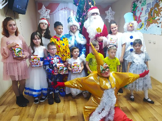 Новогодний праздник для детей