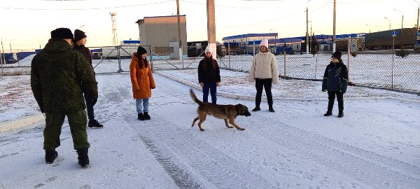Ребята центра помощи детям города Троицка побывали на контрольно-пропускном пункте «Бугристое»
