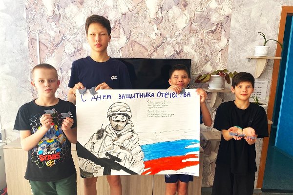 Воспитанники центра помощи детям города Троицка изготовили голубей в госпиталь Министерства обороны г. Челябинска