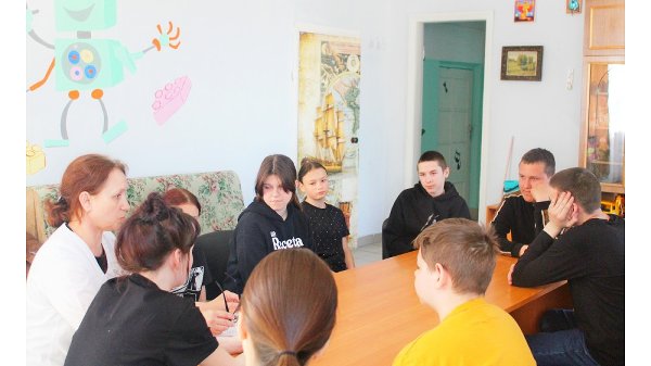 В социальном приюте для детей и подростков города Троицка состоялась встреча с фельдшером-наркологом «Областной психиатрической больницы № 3»