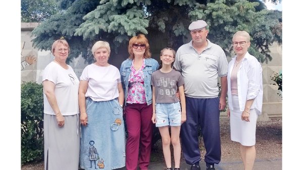 Воспитанница центра помощи детям города Троицка обрела семью