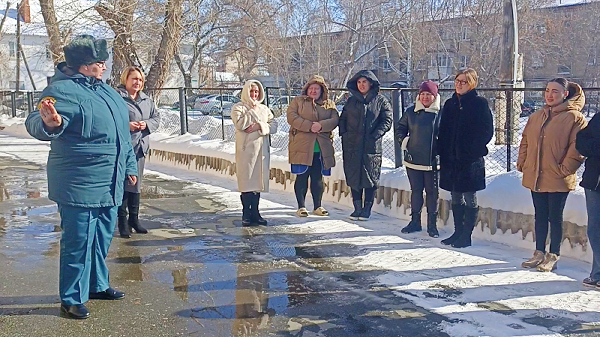 В комплексном центре социального обслуживания населения города Троицка прошла противопожарная тренировка по эвакуации