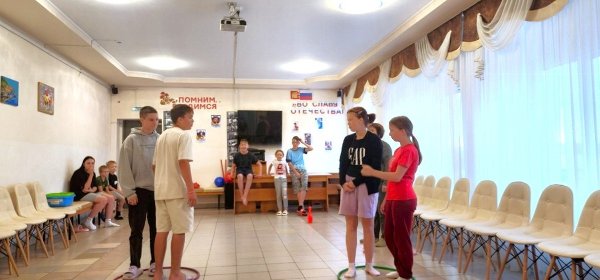 В центре помощи детям города Троицка прошел веселый рыцарский турнир